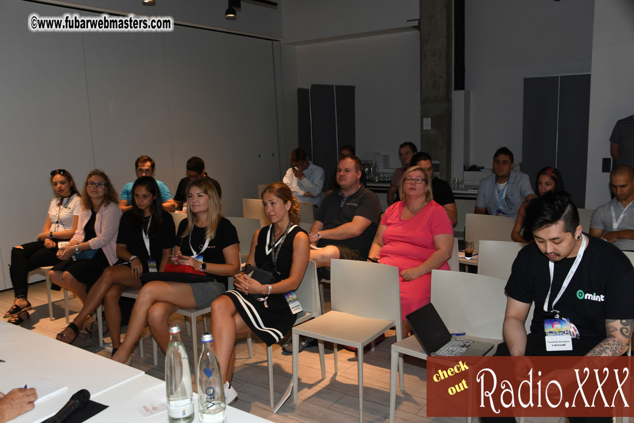 Seminars and Speed Networking