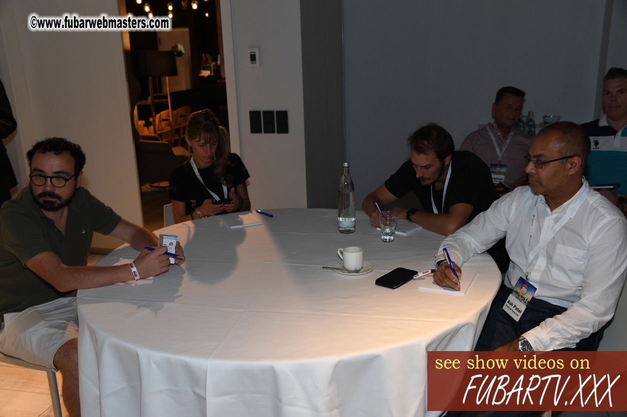 Seminars and Speed Networking