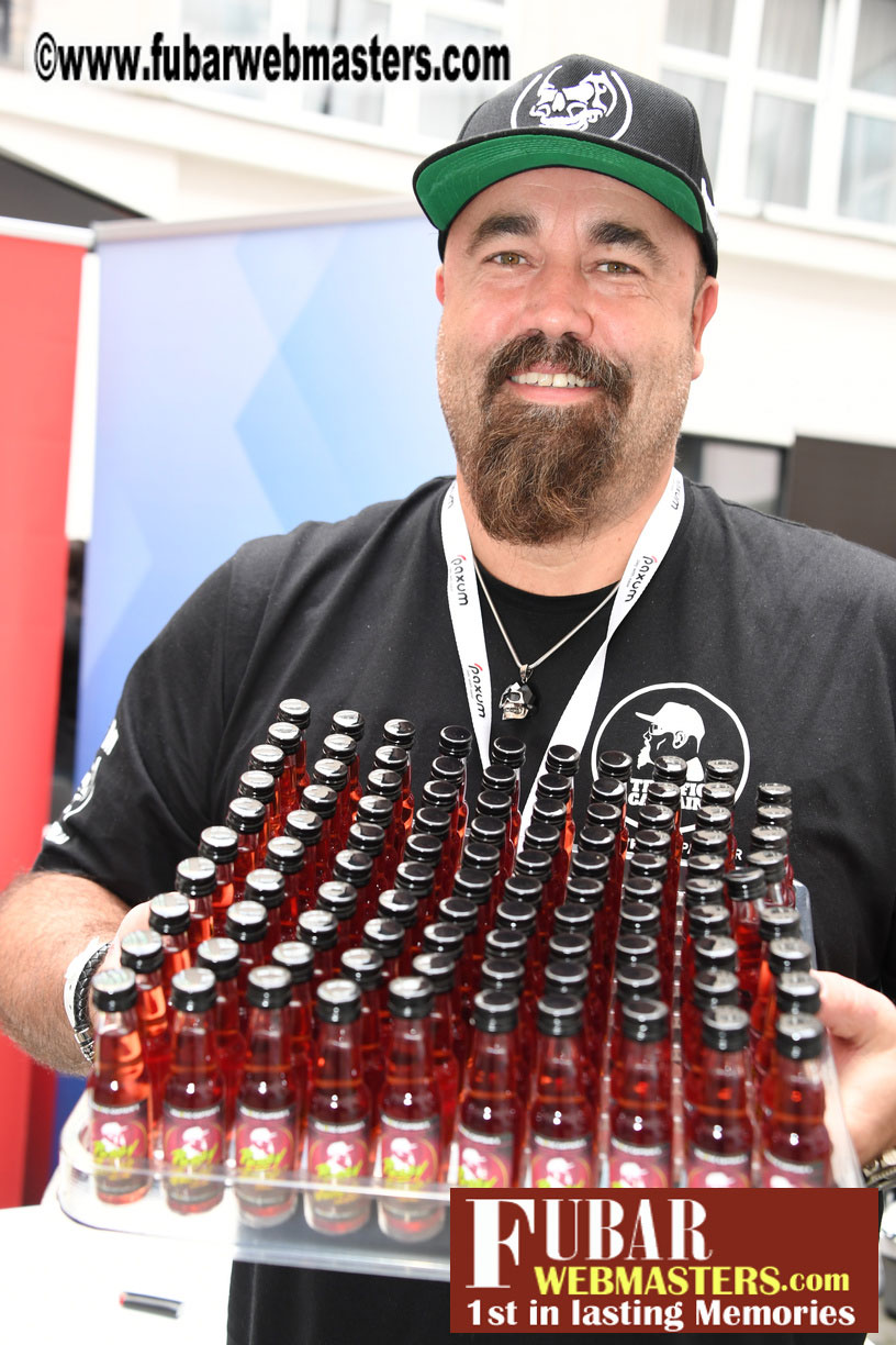 Mix & Meet Happy Hour