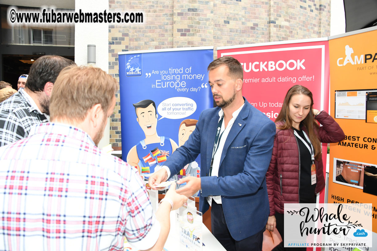 Mix & Meet Happy Hour