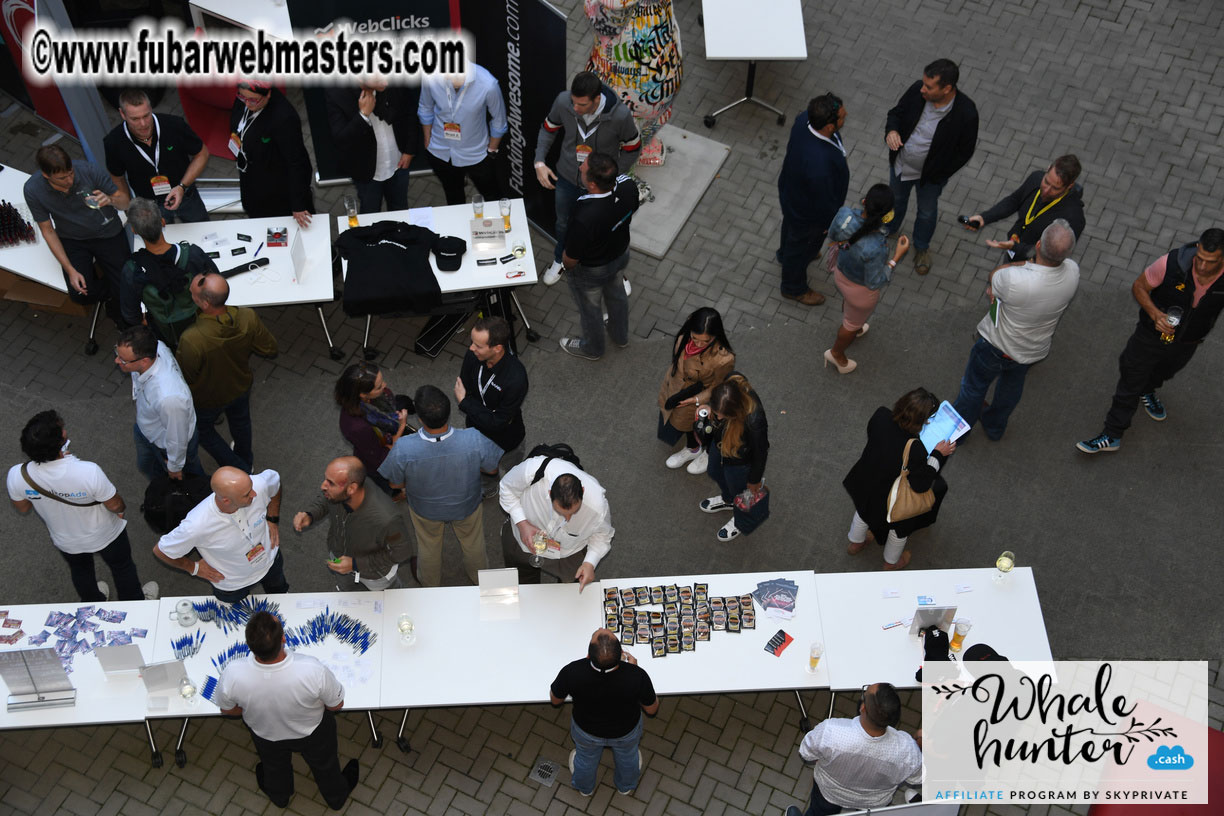 Mix & Meet Happy Hour