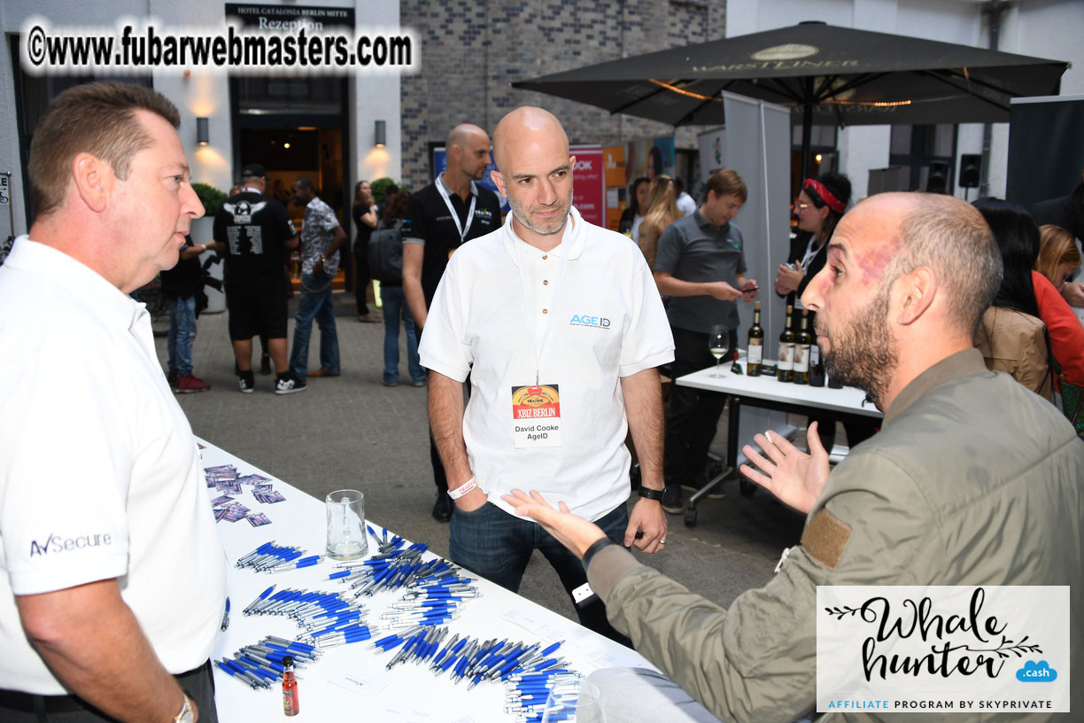 Mix & Meet Happy Hour