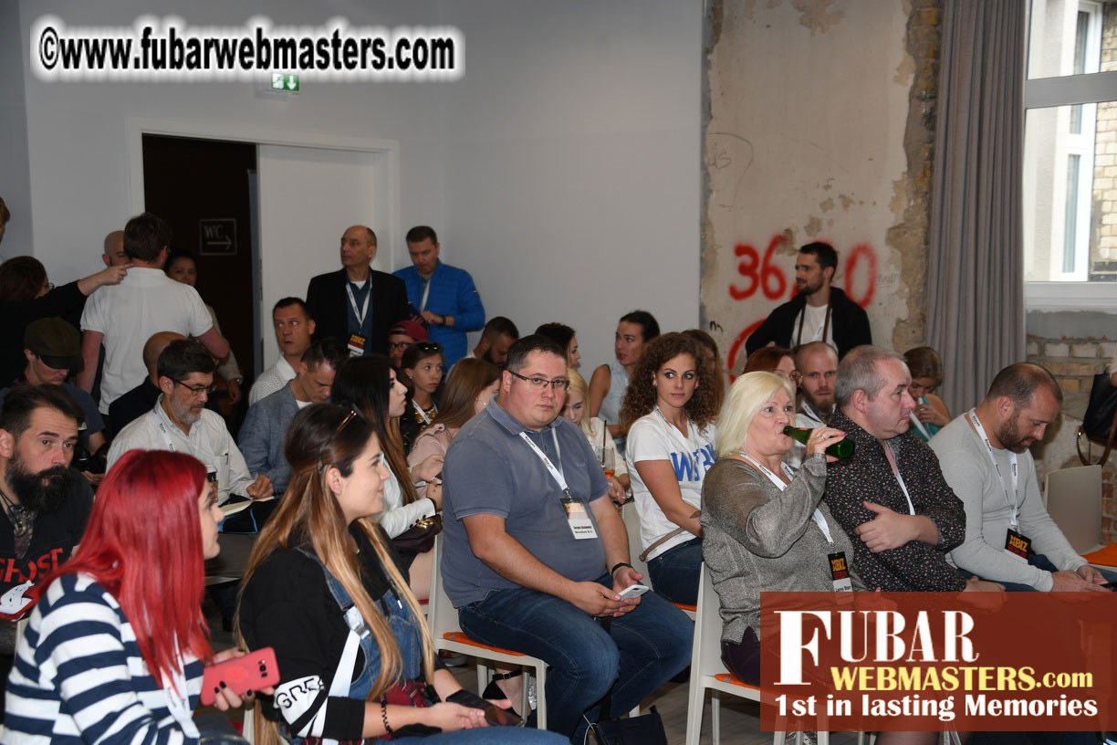 Seminars and Speed Networking