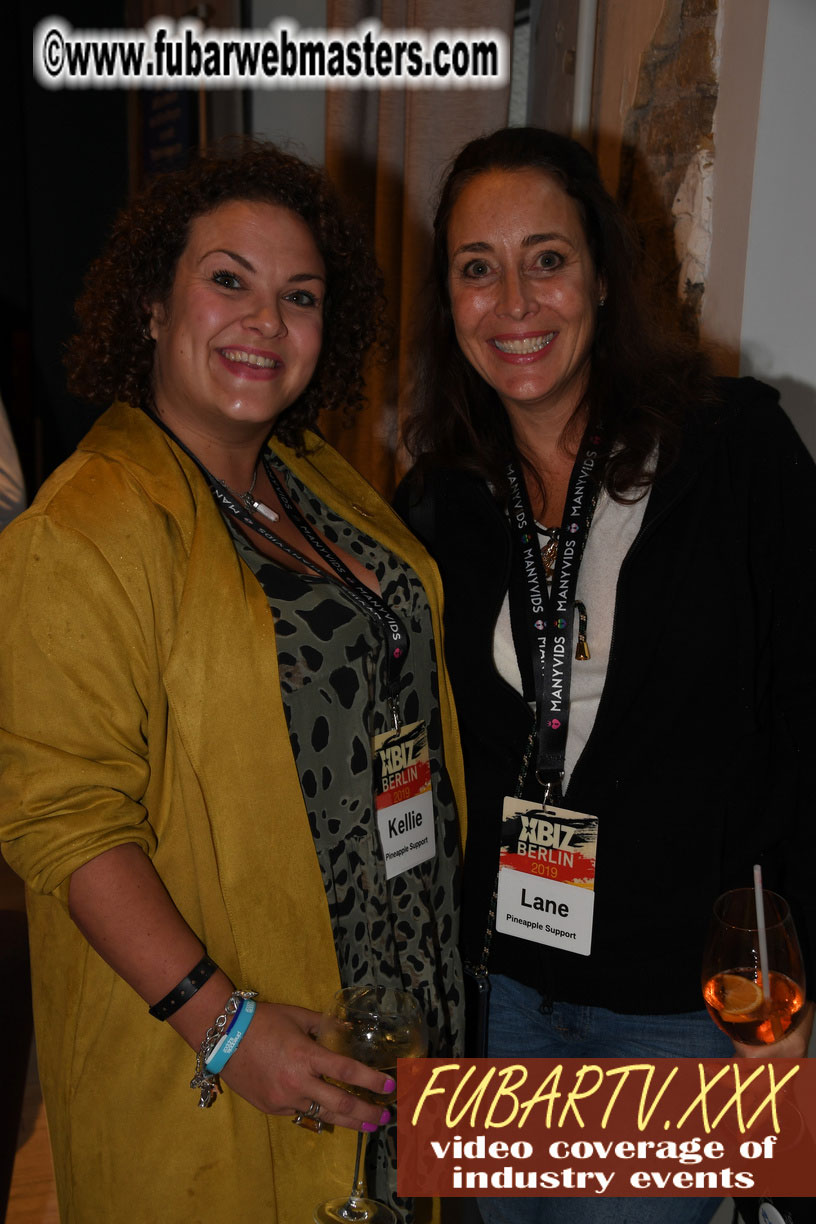 Good Mojo Happy Hour Welcome Reception