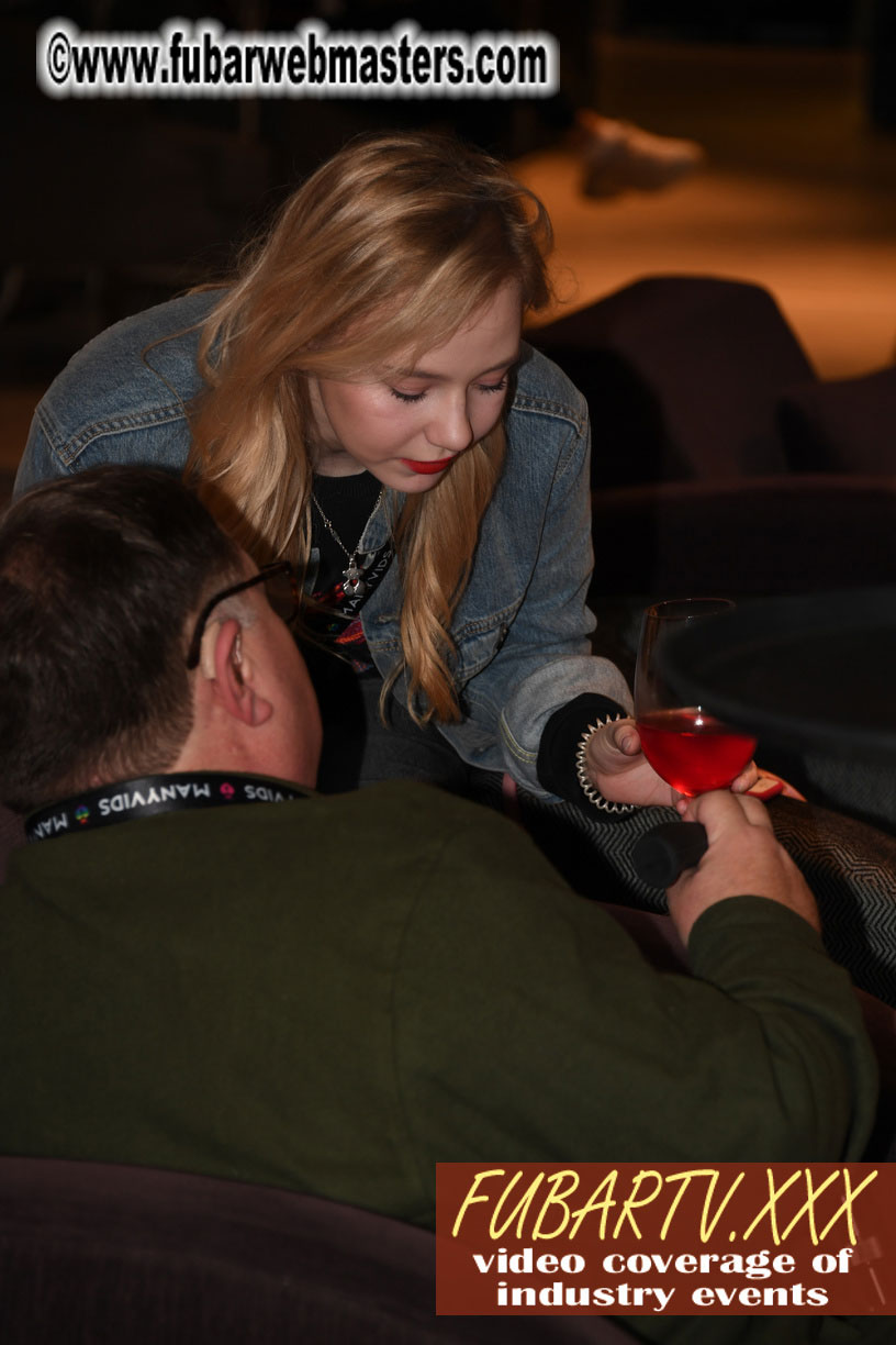 Good Mojo Happy Hour Welcome Reception