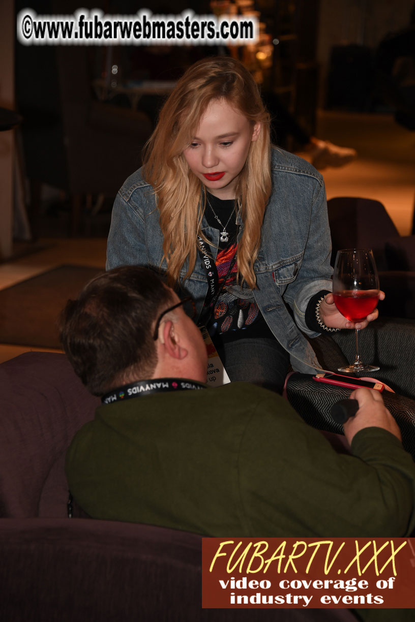 Good Mojo Happy Hour Welcome Reception