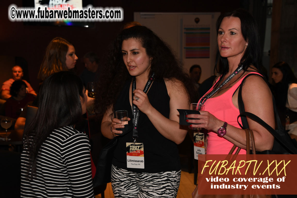 Good Mojo Happy Hour Welcome Reception