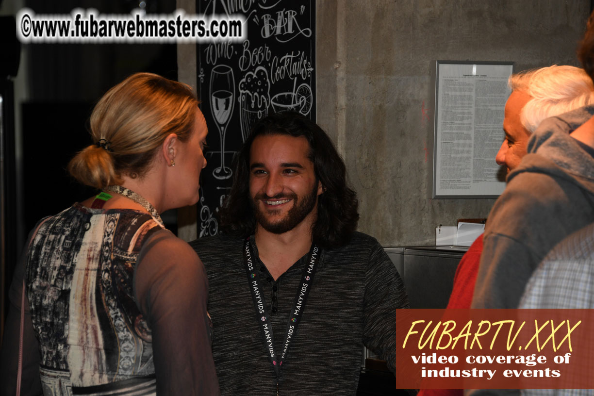 Good Mojo Happy Hour Welcome Reception