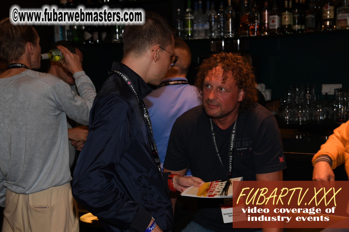 Good Mojo Happy Hour Welcome Reception