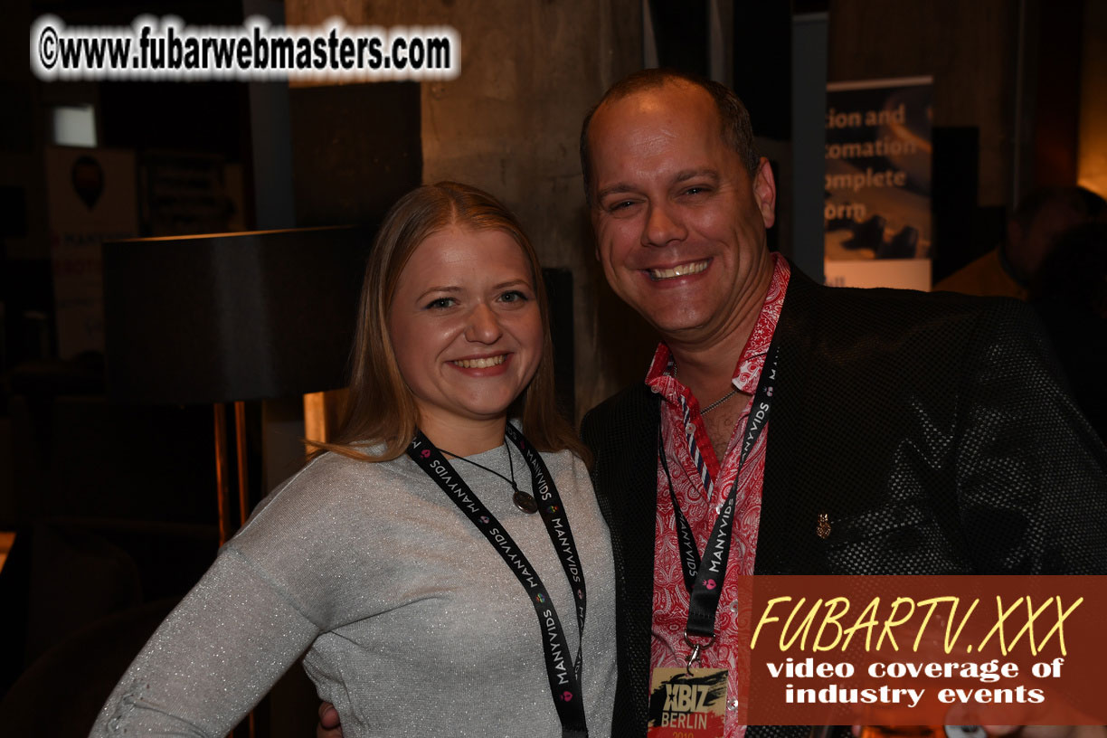 Good Mojo Happy Hour Welcome Reception