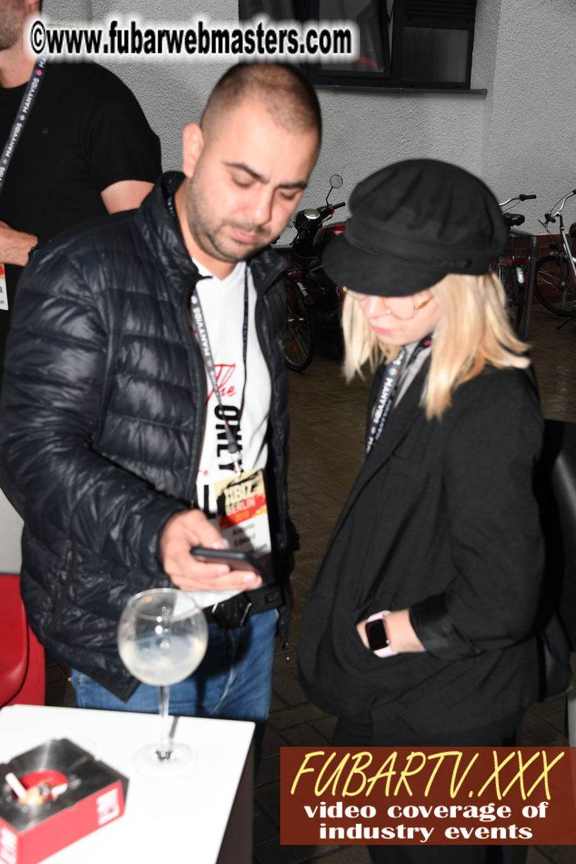 Good Mojo Happy Hour Welcome Reception