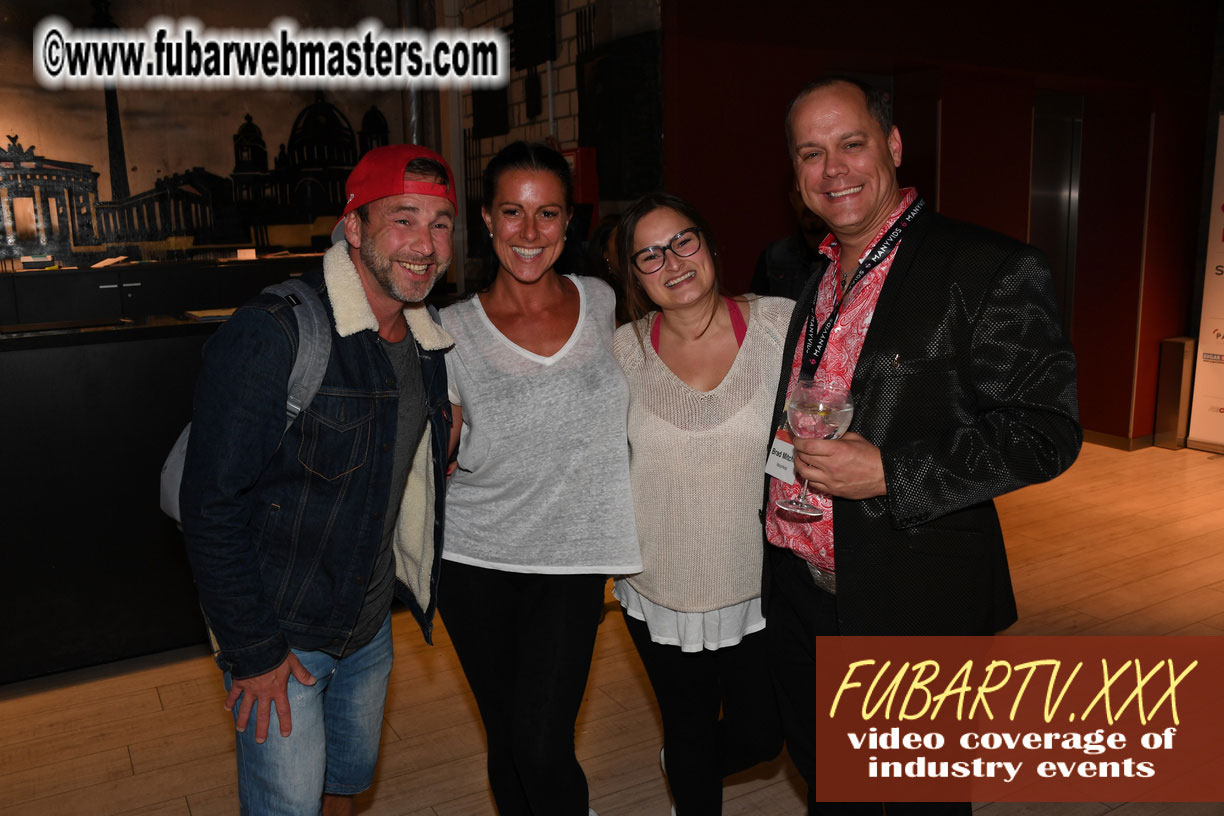 Good Mojo Happy Hour Welcome Reception