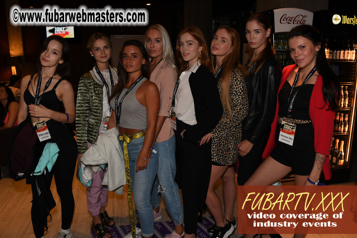 Good Mojo Happy Hour Welcome Reception