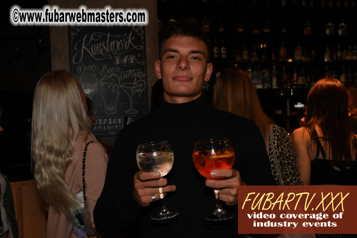 Good Mojo Happy Hour Welcome Reception