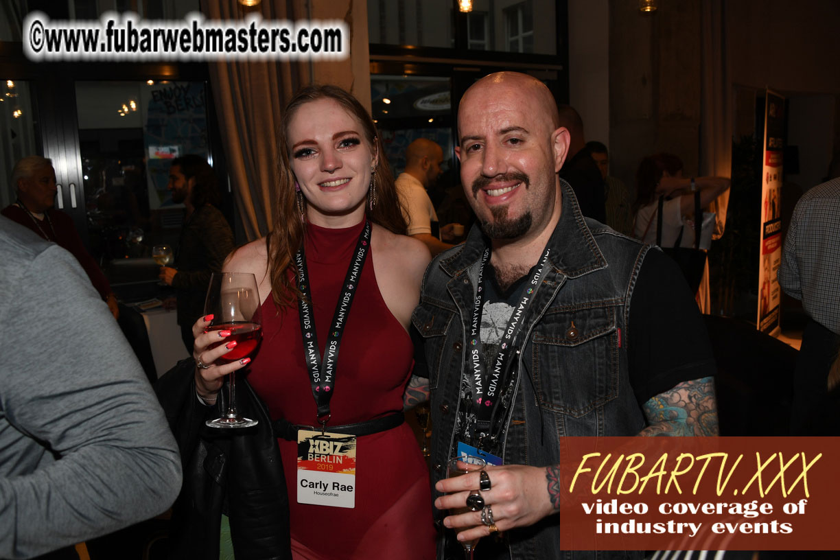 Good Mojo Happy Hour Welcome Reception