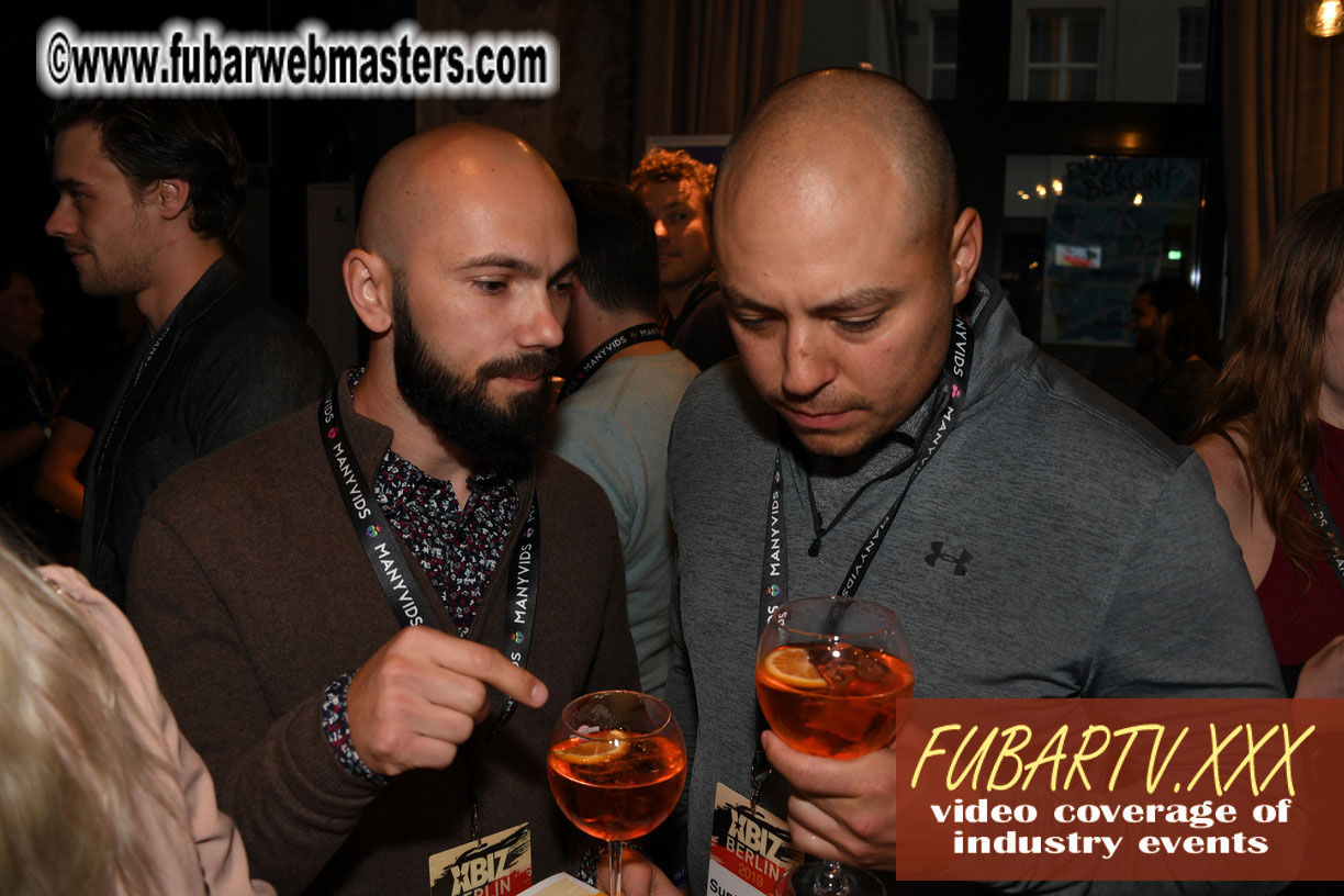 Good Mojo Happy Hour Welcome Reception