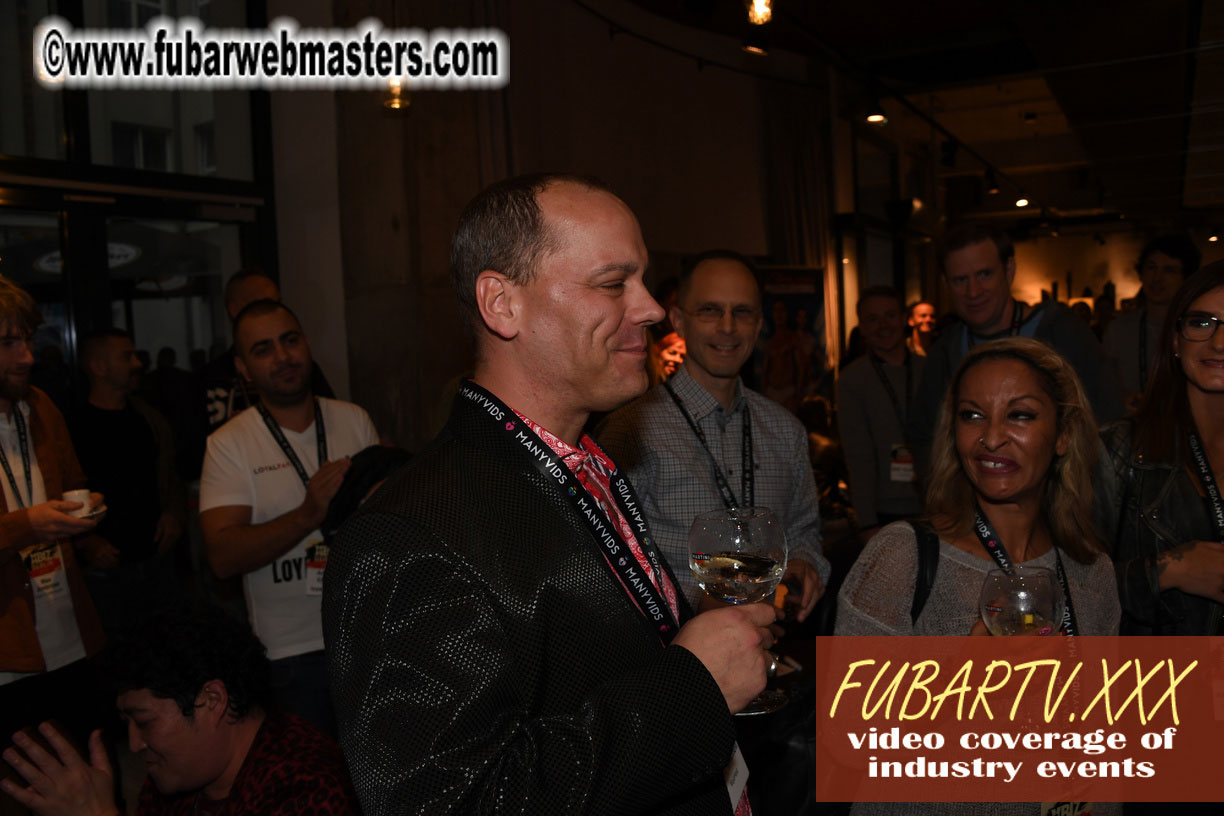 Good Mojo Happy Hour Welcome Reception