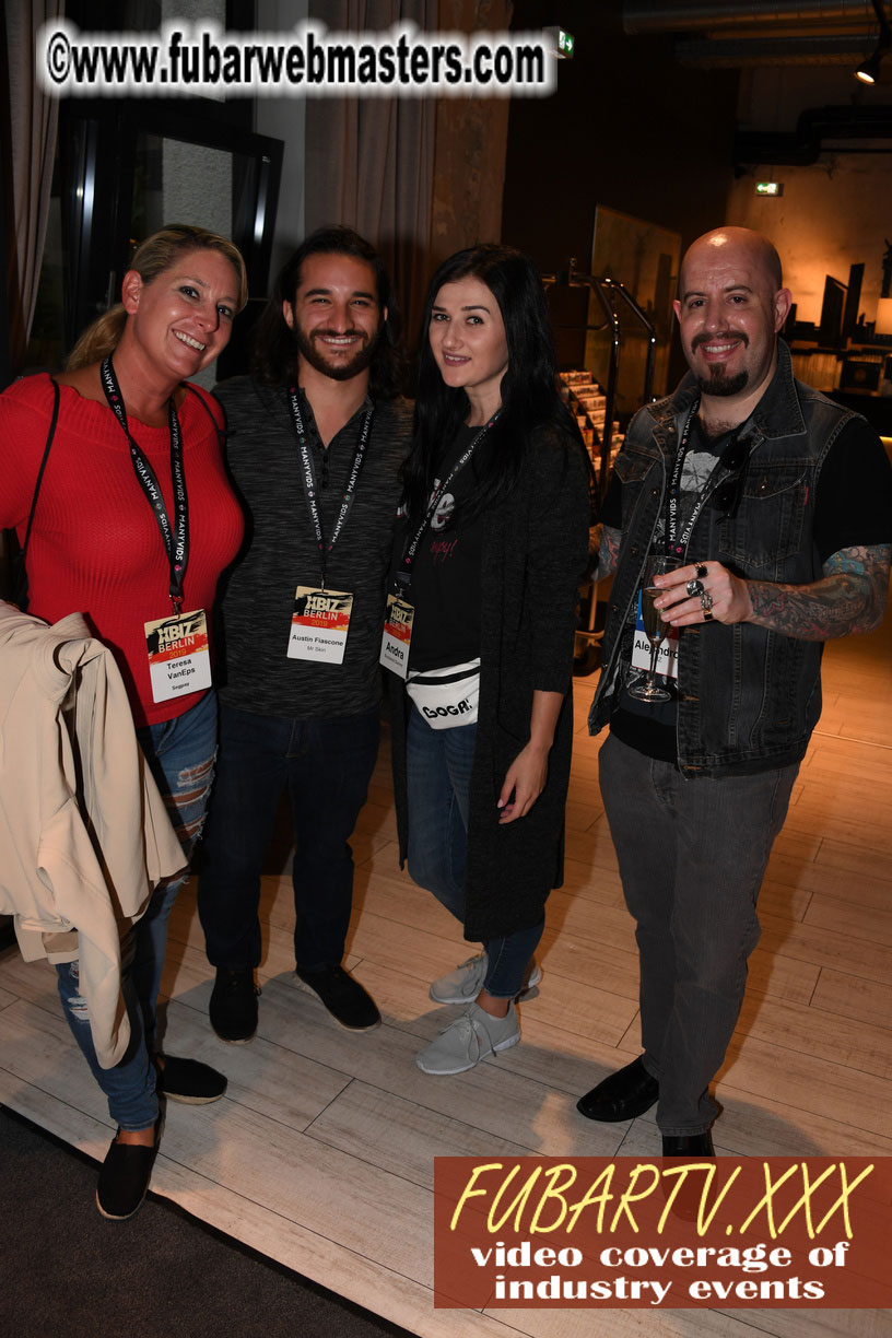 Good Mojo Happy Hour Welcome Reception