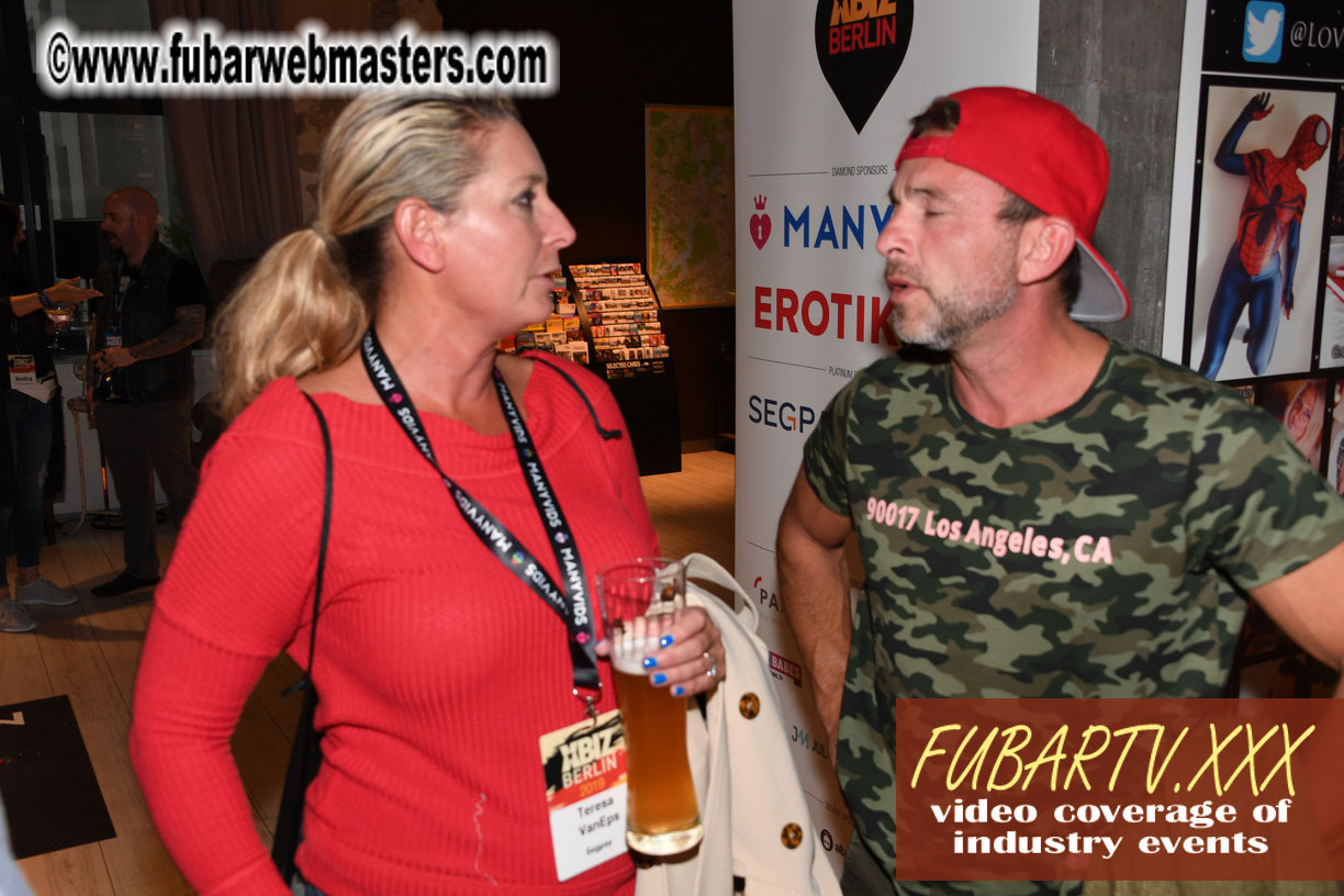 Good Mojo Happy Hour Welcome Reception