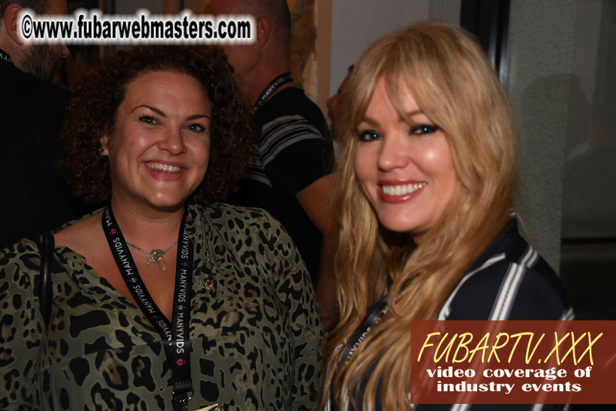 Good Mojo Happy Hour Welcome Reception