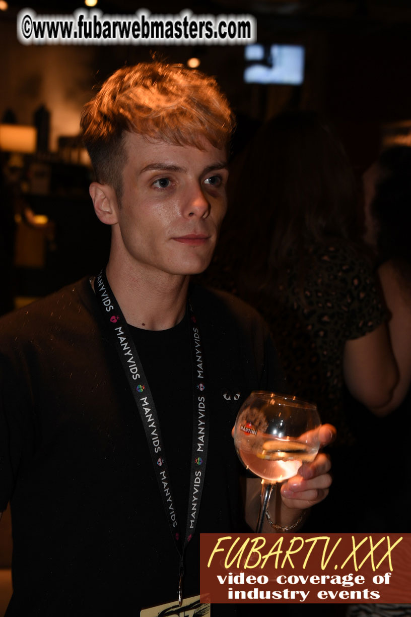 Good Mojo Happy Hour Welcome Reception