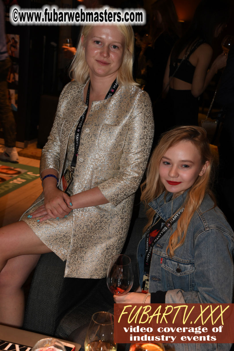 Good Mojo Happy Hour Welcome Reception