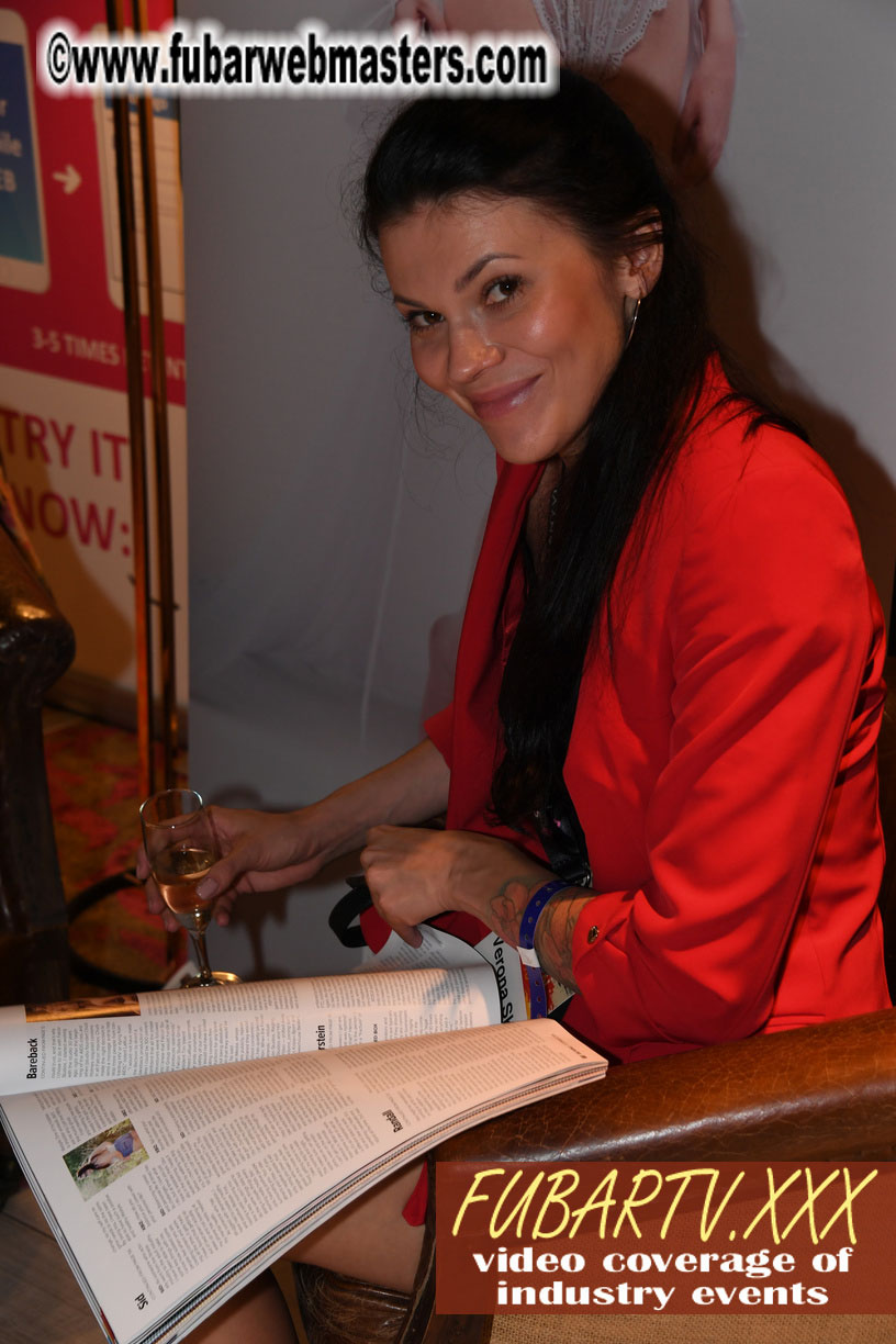 Good Mojo Happy Hour Welcome Reception