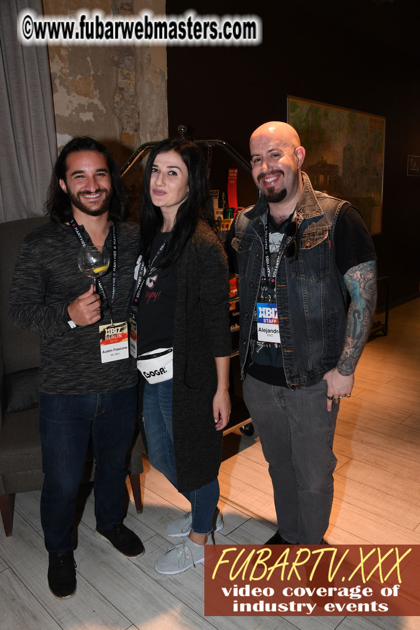 Good Mojo Happy Hour Welcome Reception