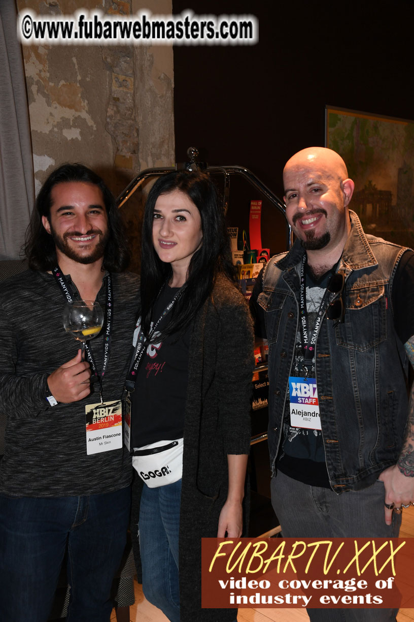 Good Mojo Happy Hour Welcome Reception