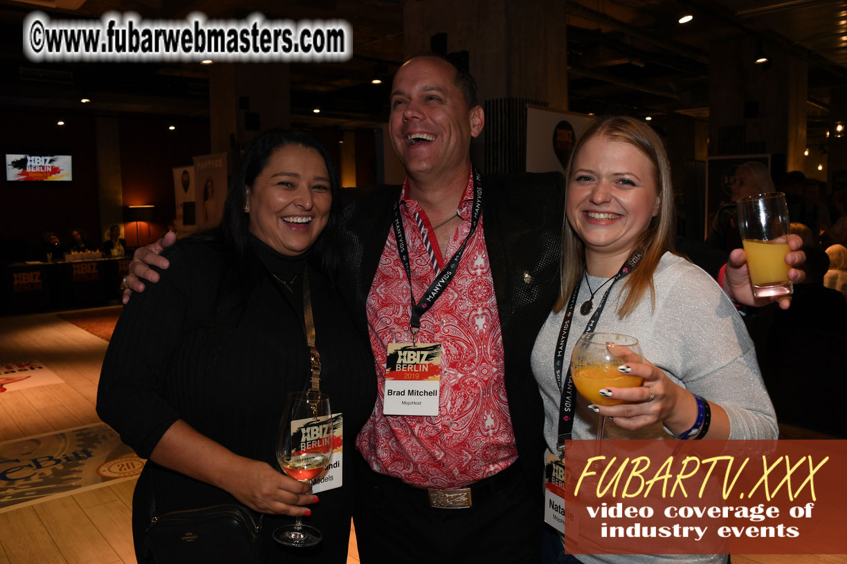 Good Mojo Happy Hour Welcome Reception