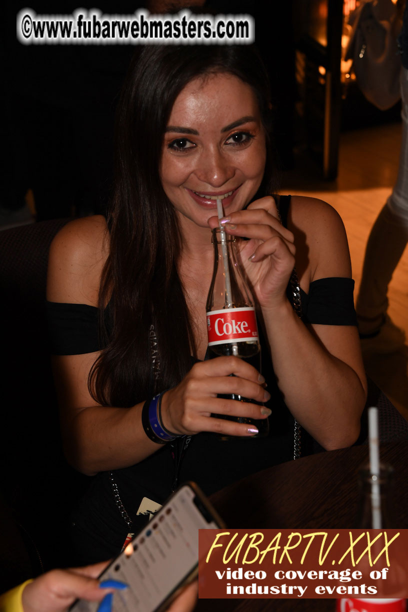 Good Mojo Happy Hour Welcome Reception