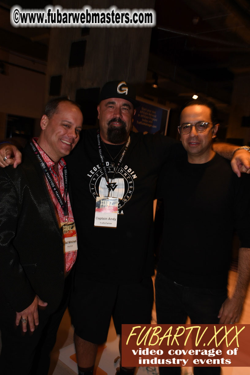 Good Mojo Happy Hour Welcome Reception