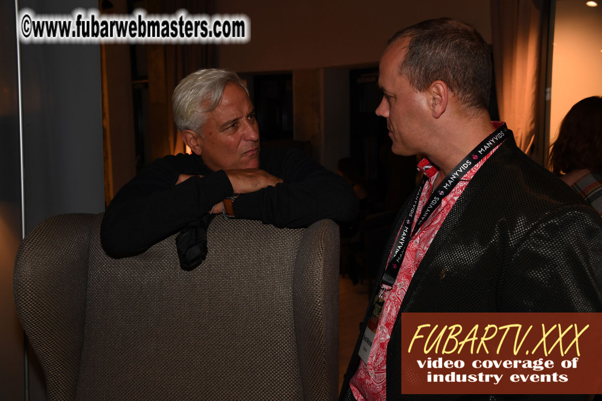 Good Mojo Happy Hour Welcome Reception