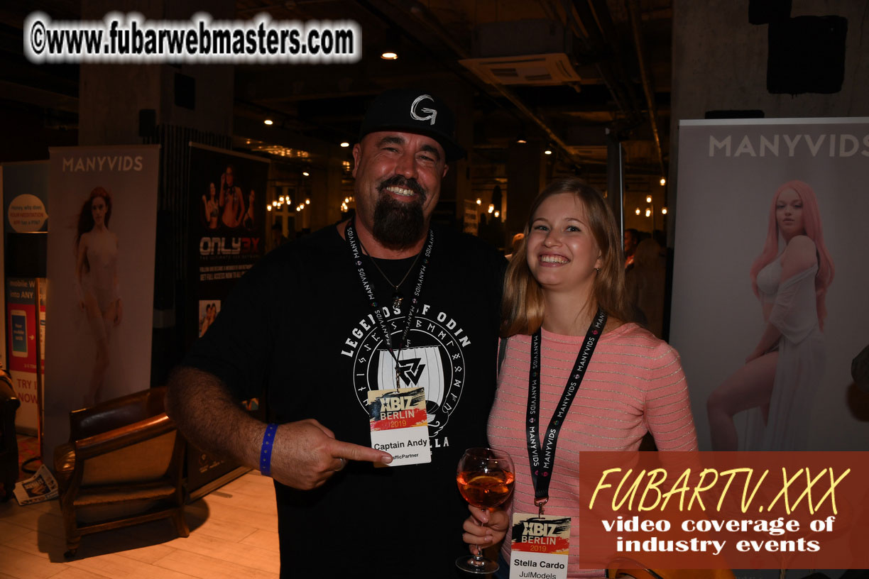 Good Mojo Happy Hour Welcome Reception