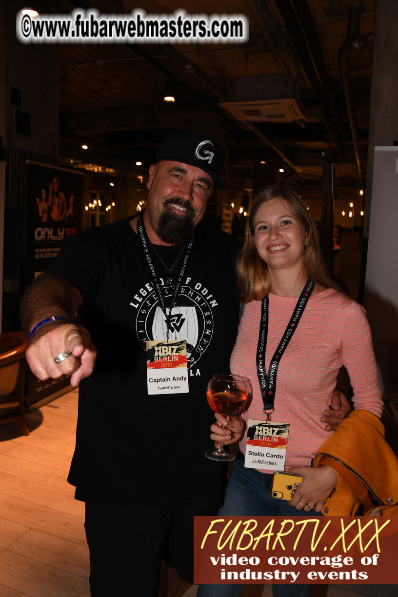 Good Mojo Happy Hour Welcome Reception