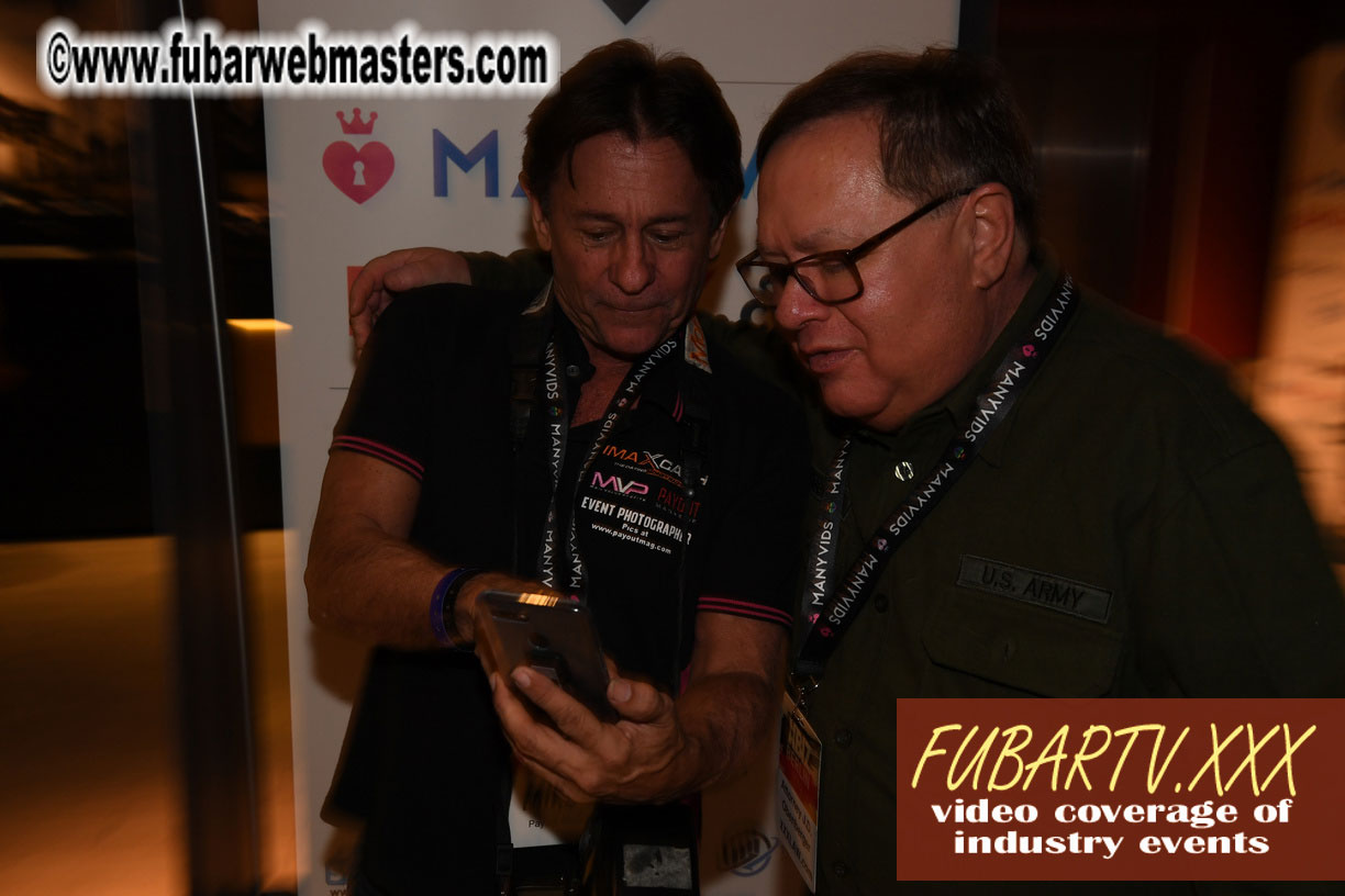 Good Mojo Happy Hour Welcome Reception