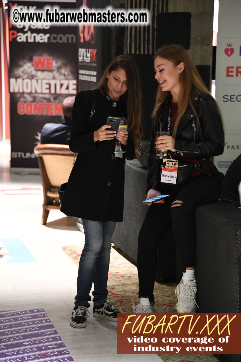 Good Mojo Happy Hour Welcome Reception