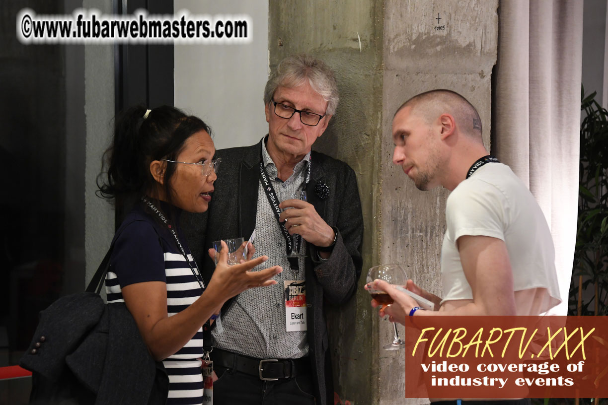 Good Mojo Happy Hour Welcome Reception