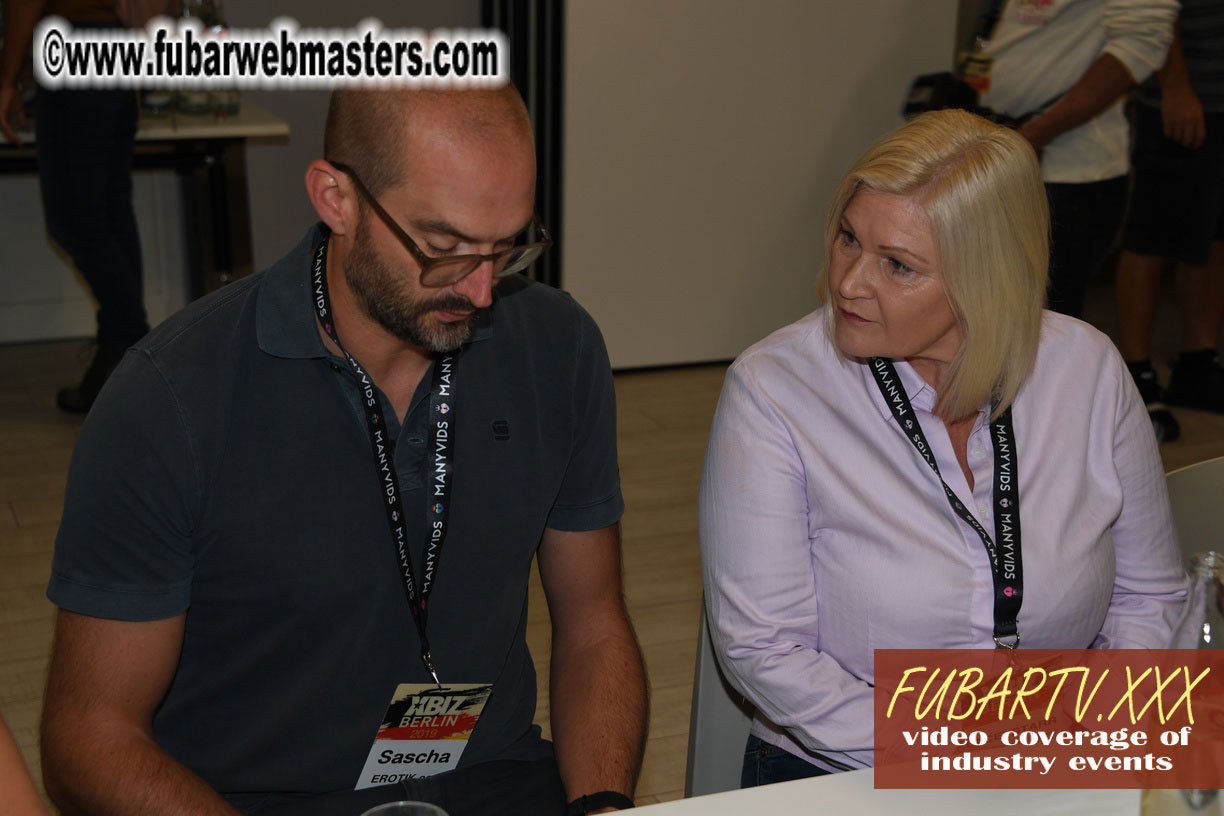 Seminars and Speed Networking