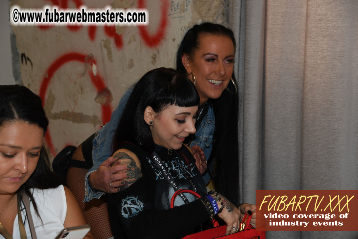 Seminars and Speed Networking