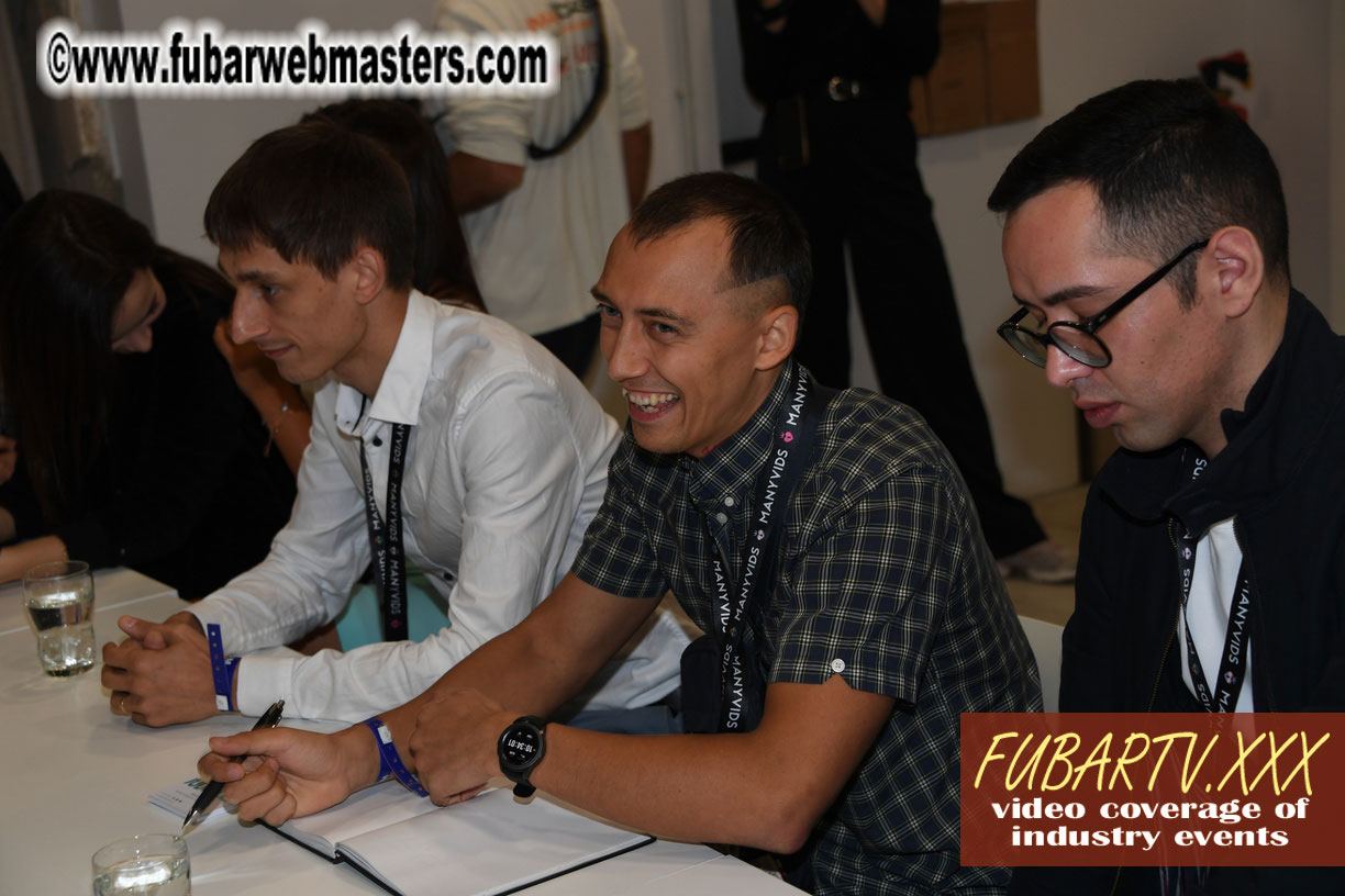 Seminars and Speed Networking