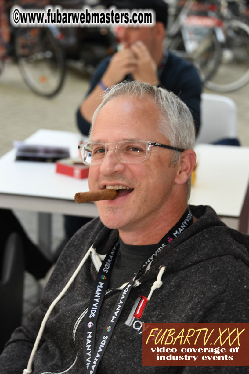 Seminars and Speed Networking