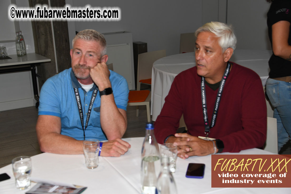 Seminars and Speed Networking