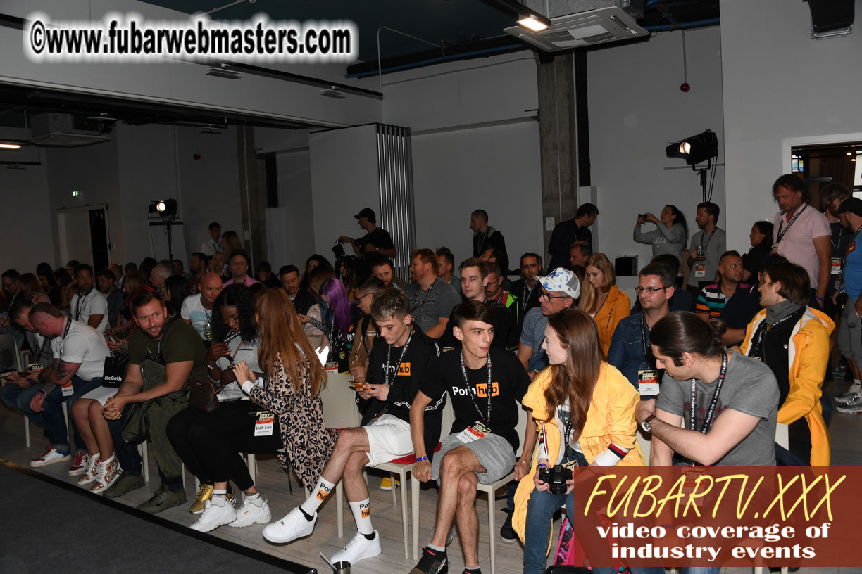 Keynote: Bella French of ManyVids