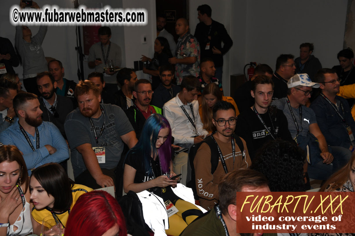 Keynote: Bella French of ManyVids