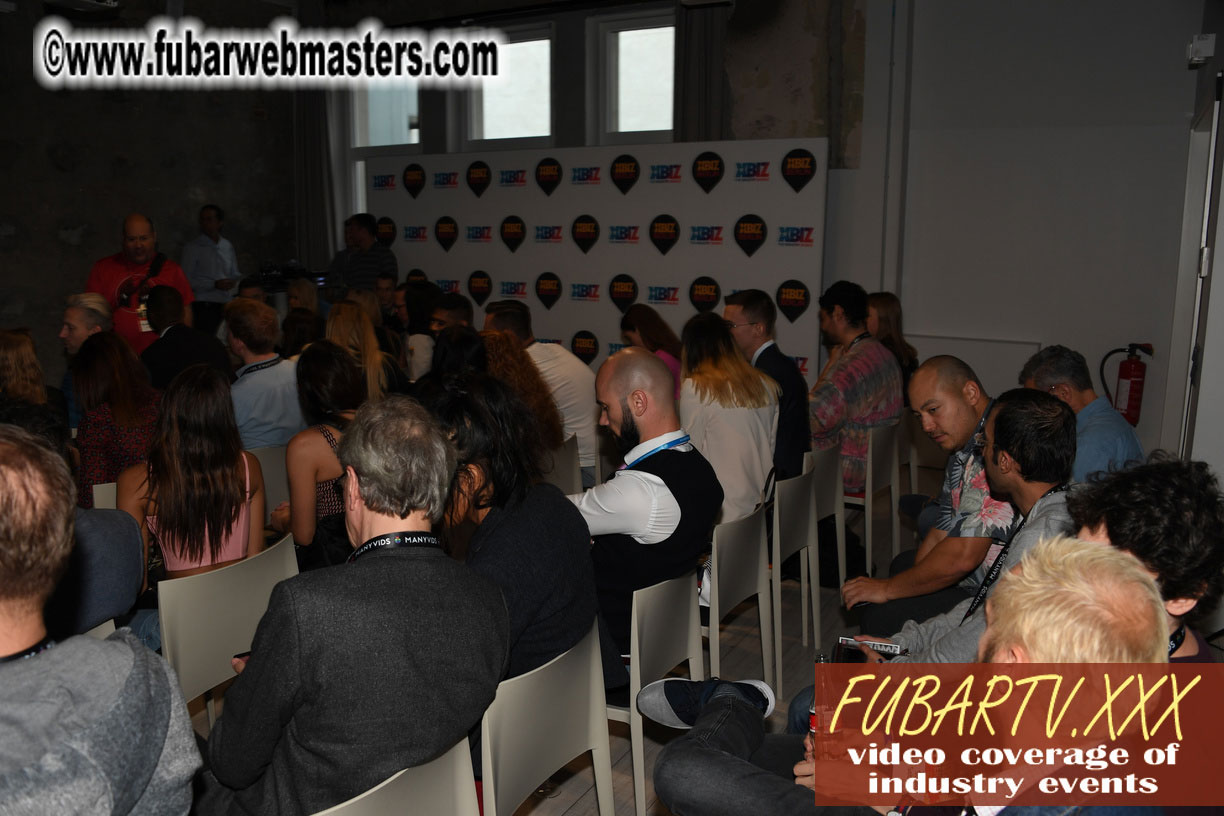 Keynote: Bella French of ManyVids