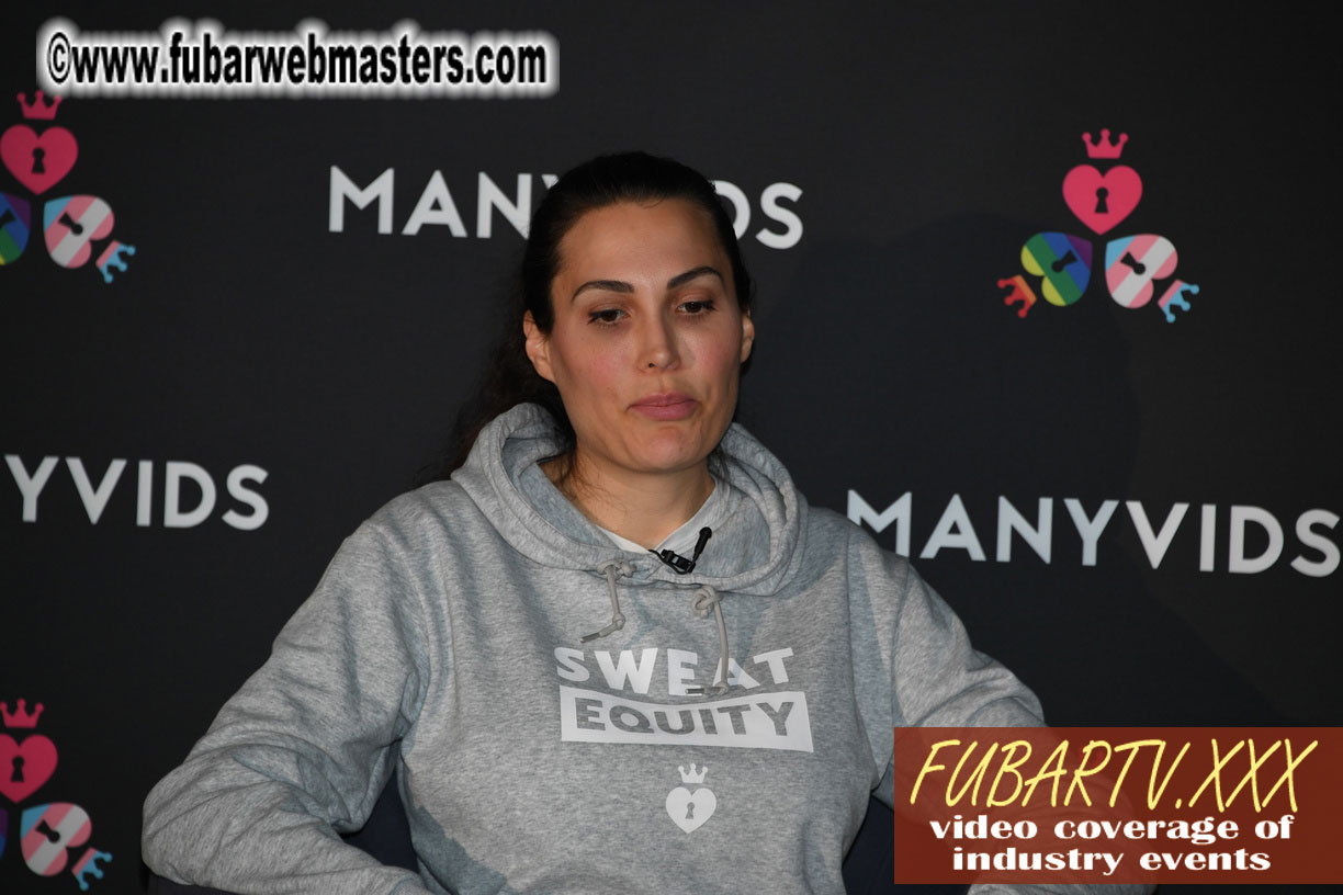 Keynote: Bella French of ManyVids