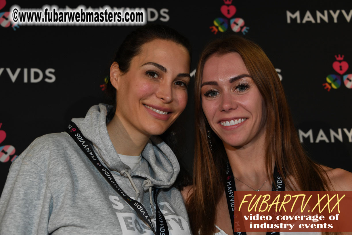 Keynote: Bella French of ManyVids