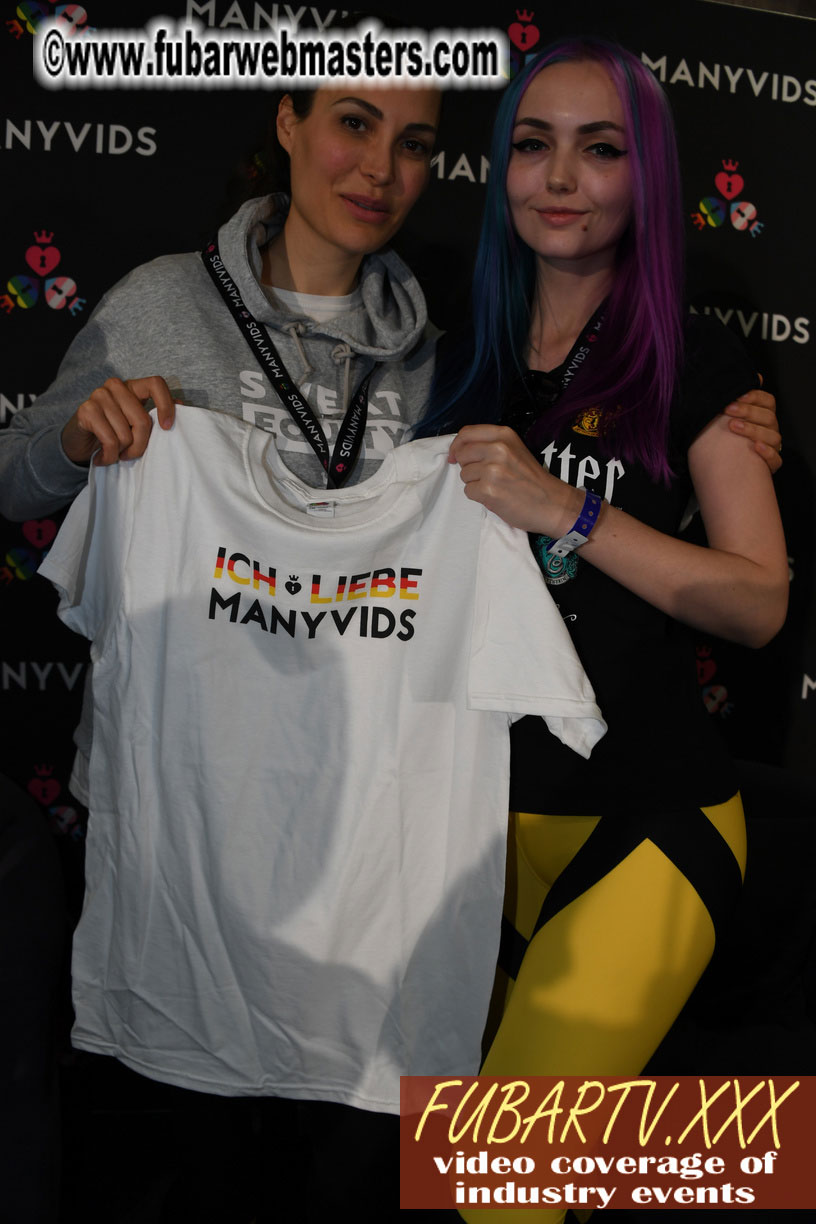 Keynote: Bella French of ManyVids