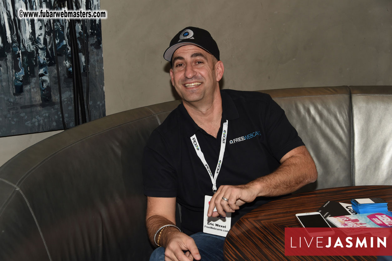 XBIZ Mix & Meet Happy Hour